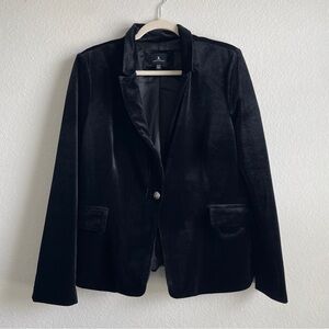 Jules & Leopold Black Velvet Blazer